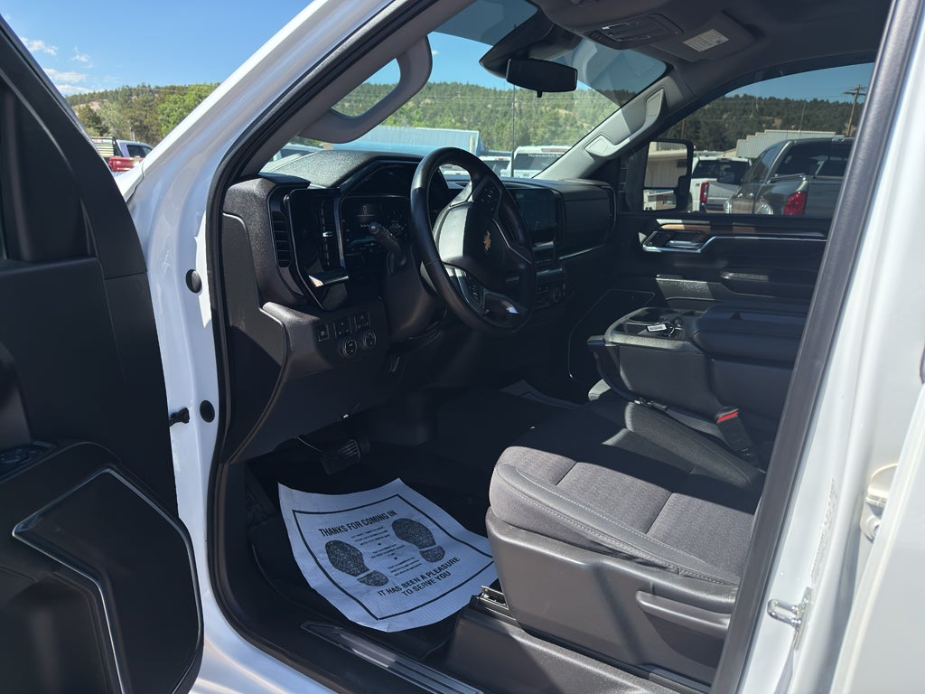 2024 Chevrolet Silverado 3500 HD Chassis Cab LT