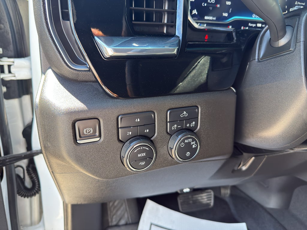 2024 Chevrolet Silverado 3500 HD Chassis Cab LT