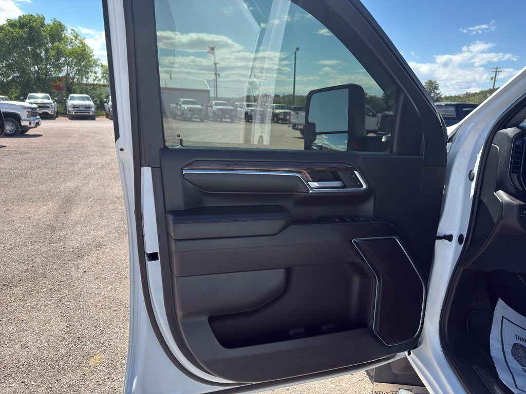 2024 Chevrolet Silverado 3500 HD Chassis Cab LT