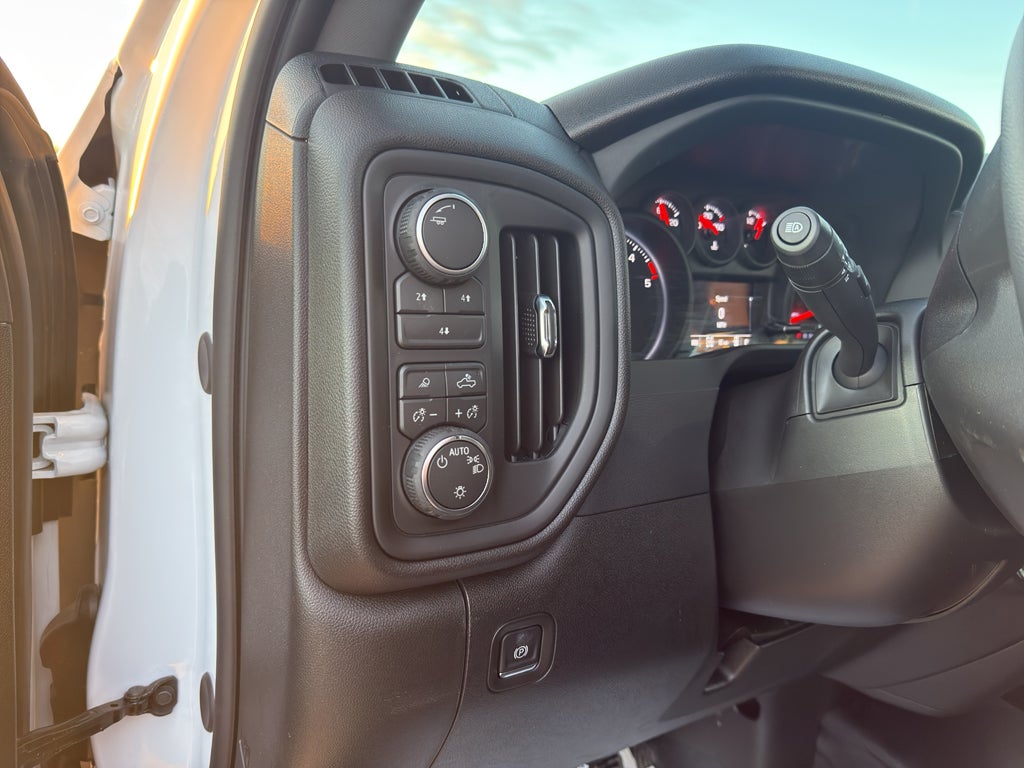 2026 Chevrolet Silverado 3500 HD WT