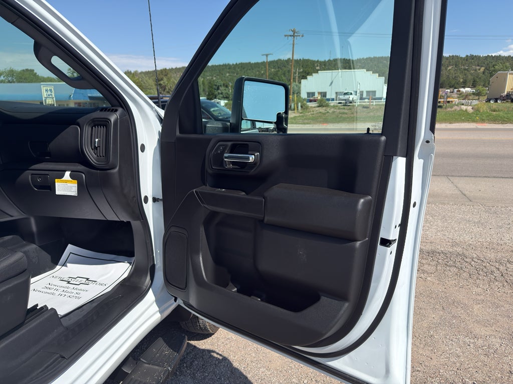 2026 Chevrolet Silverado 3500 HD WT DRW