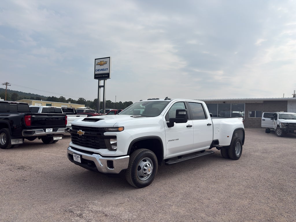 2026 Chevrolet Silverado 3500 HD WT DRW