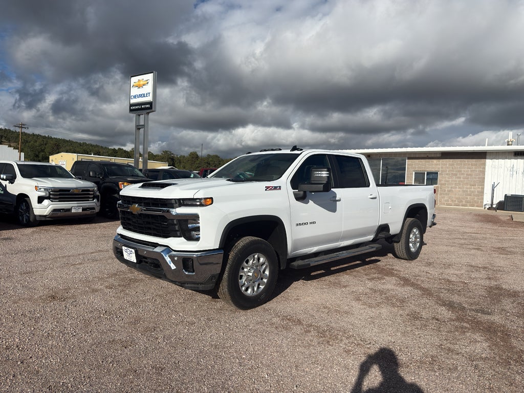 2026 Chevrolet Silverado 3500 HD LT