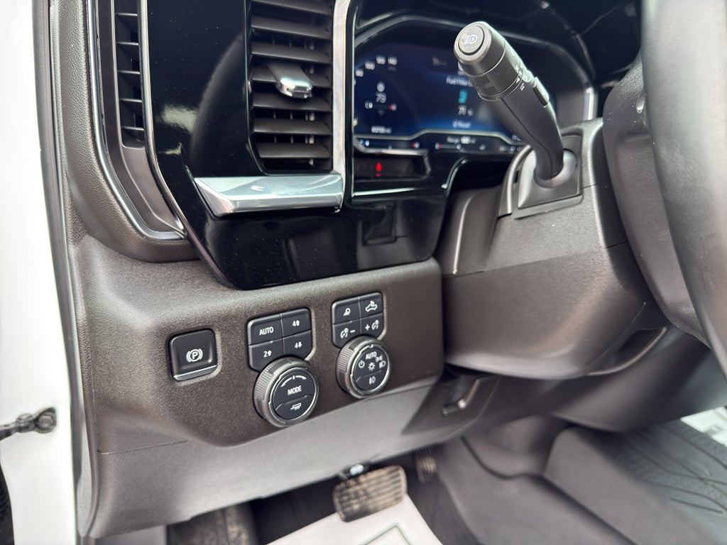 2025 Chevrolet Silverado 3500 HD LT DRW