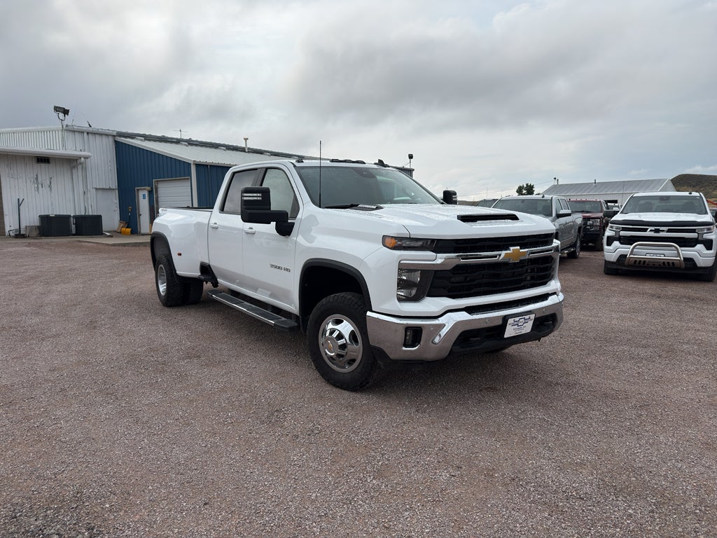 2025 Chevrolet Silverado 3500 HD LT DRW