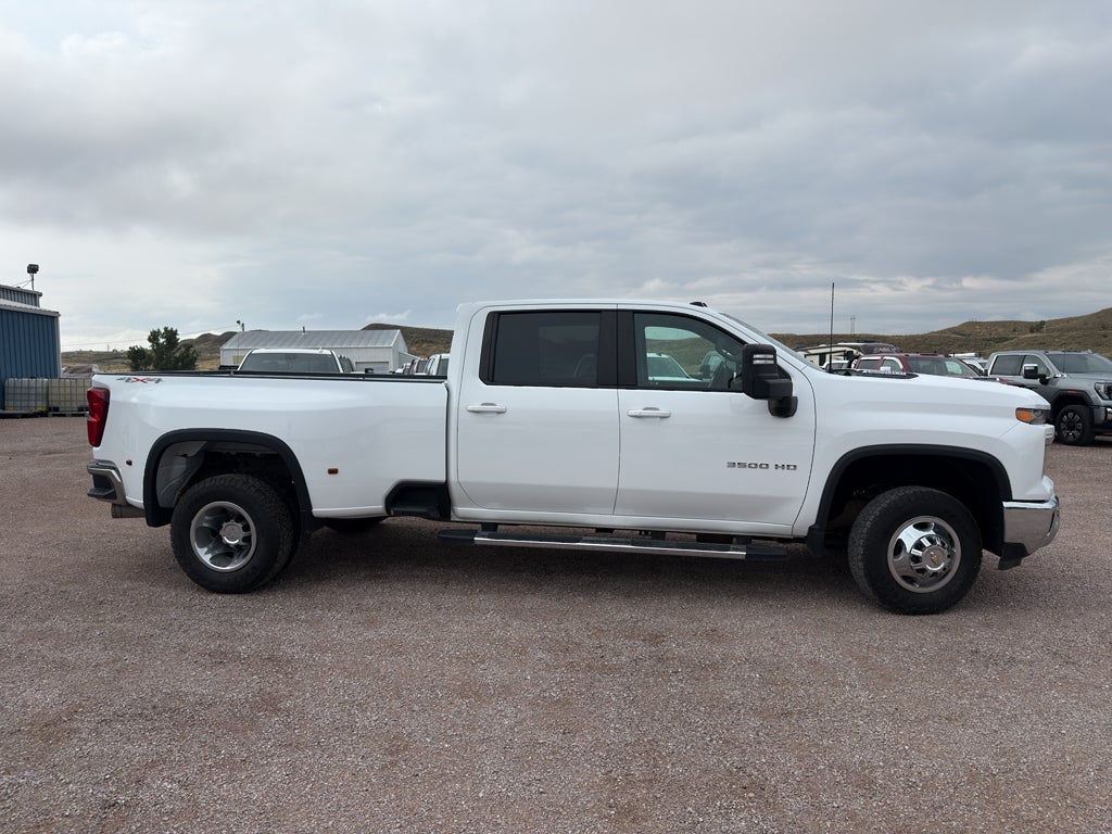 2025 Chevrolet Silverado 3500 HD LT DRW