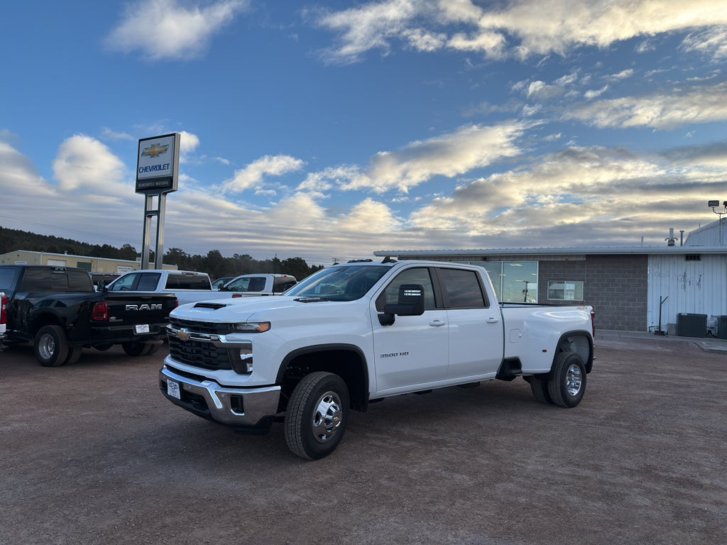2026 Chevrolet Silverado 3500 HD LT DRW