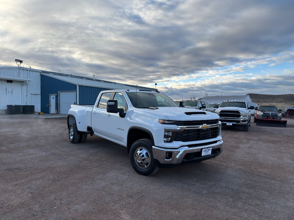 2026 Chevrolet Silverado 3500 HD LT DRW
