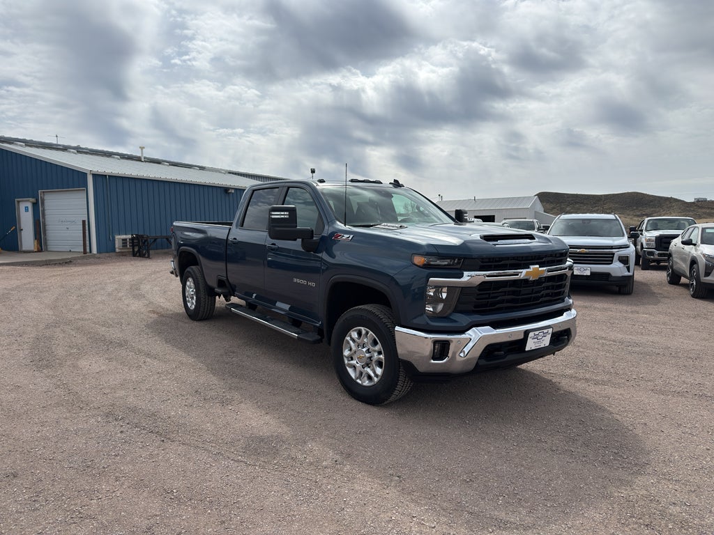 2026 Chevrolet Silverado 3500 HD LT