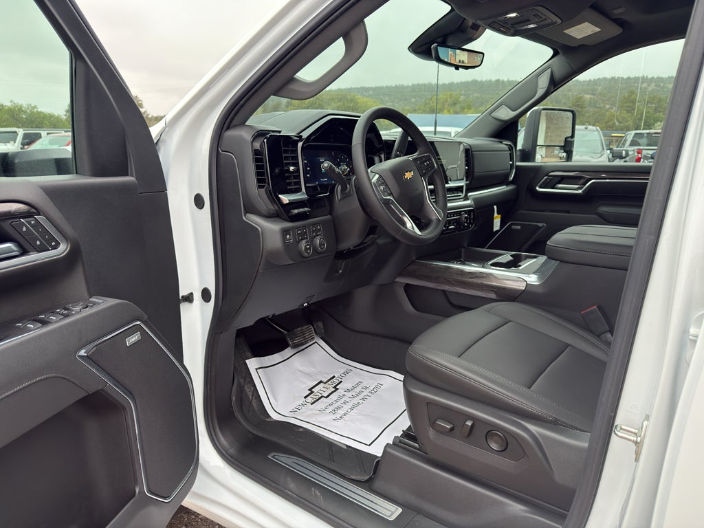 2026 Chevrolet Silverado 3500 HD LTZ DRW