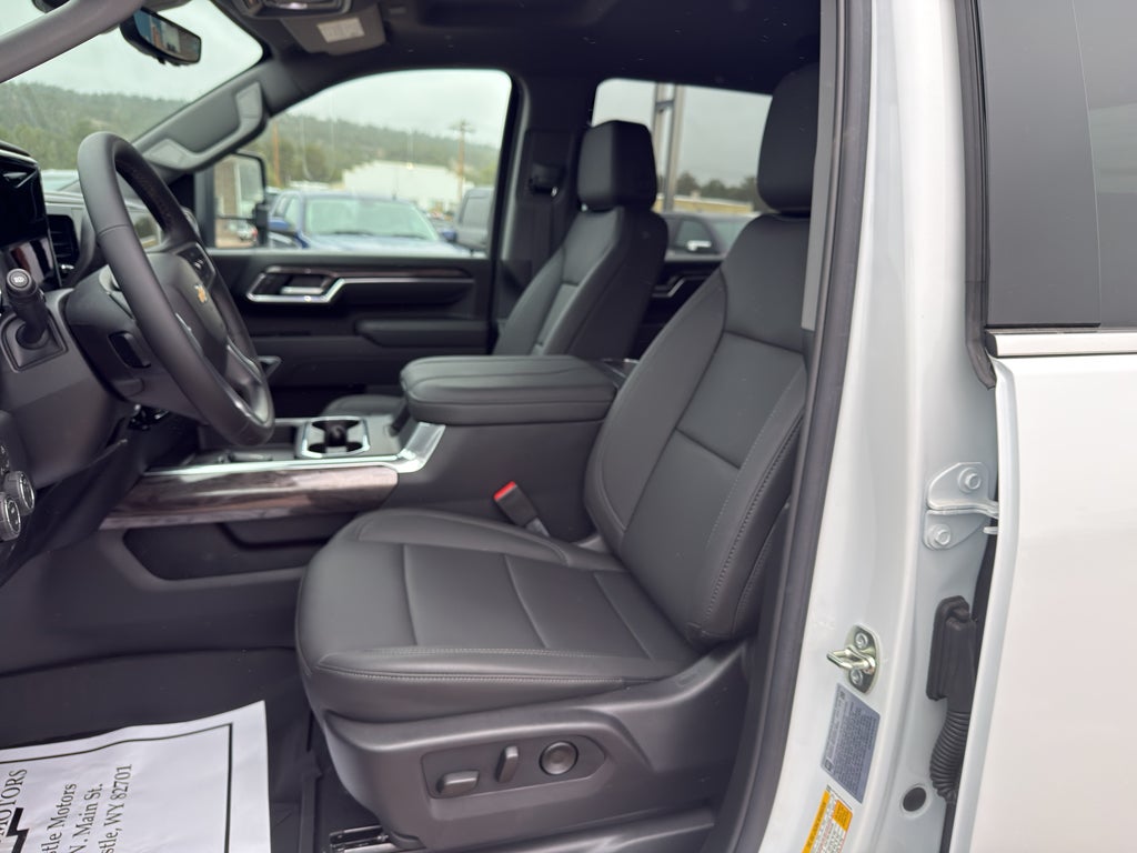 2026 Chevrolet Silverado 3500 HD LTZ DRW