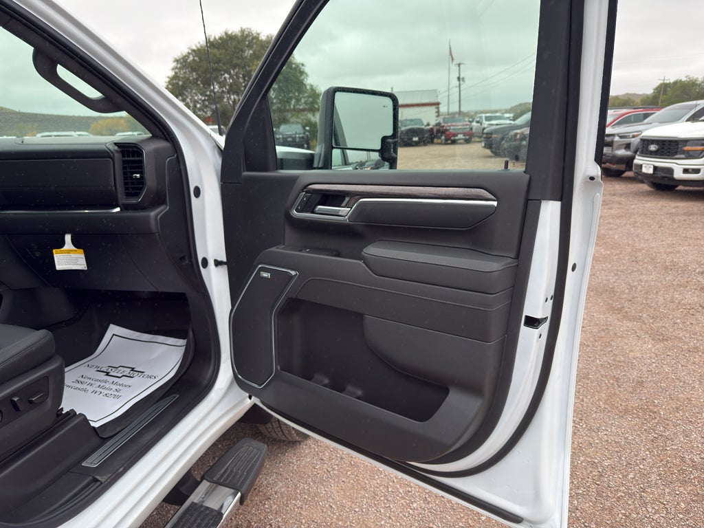 2026 Chevrolet Silverado 3500 HD LTZ DRW