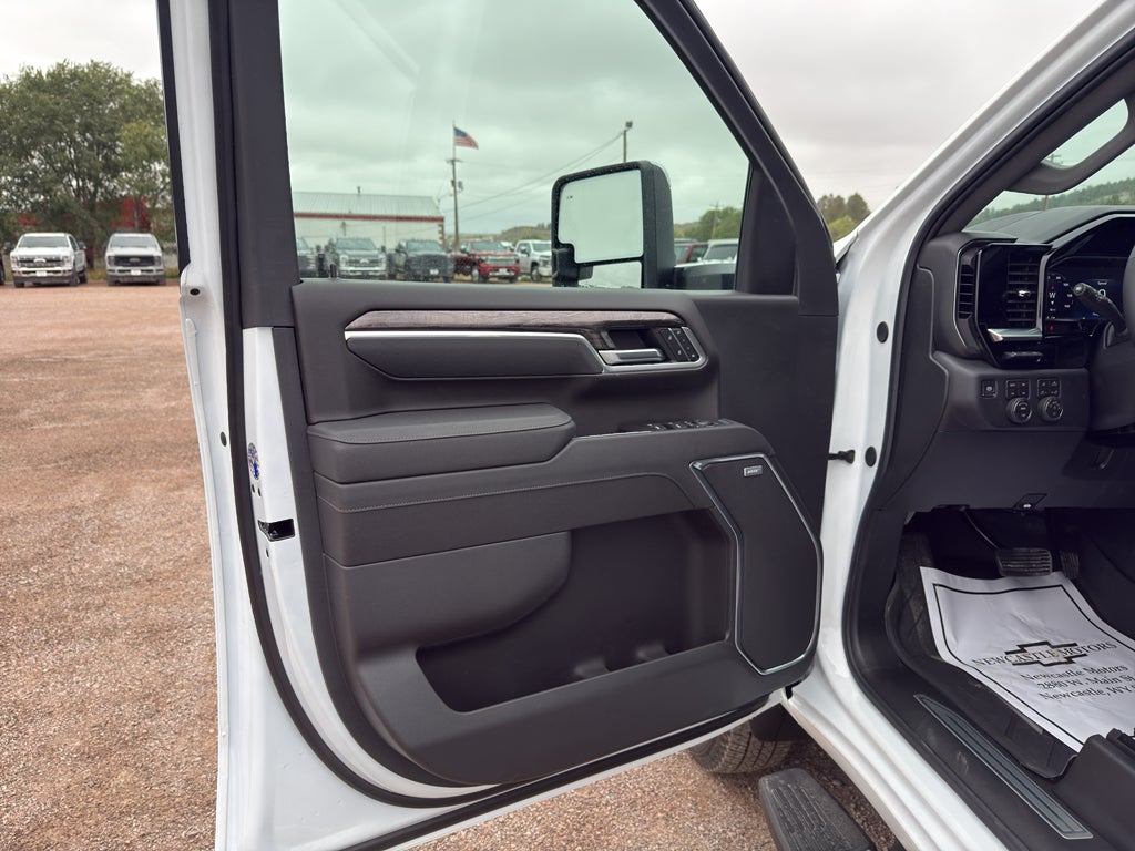 2026 Chevrolet Silverado 3500 HD LTZ DRW