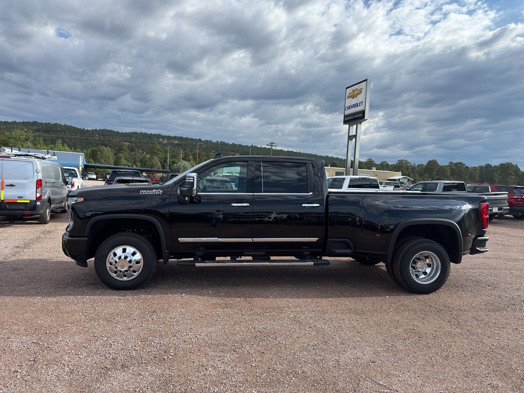 2026 Chevrolet Silverado 3500 HD High Country DRW