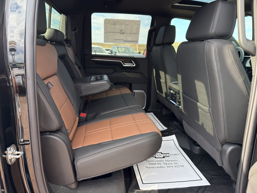 2026 Chevrolet Silverado 3500 HD High Country DRW