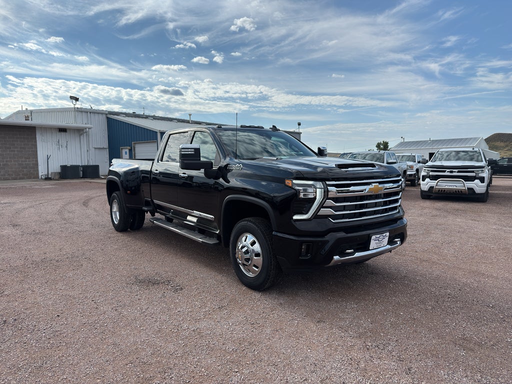 2026 Chevrolet Silverado 3500 HD High Country DRW
