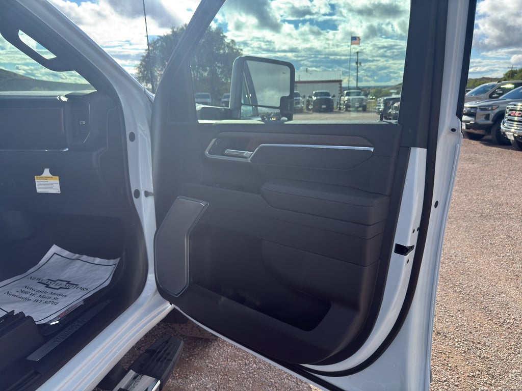2026 Chevrolet Silverado 3500 HD High Country