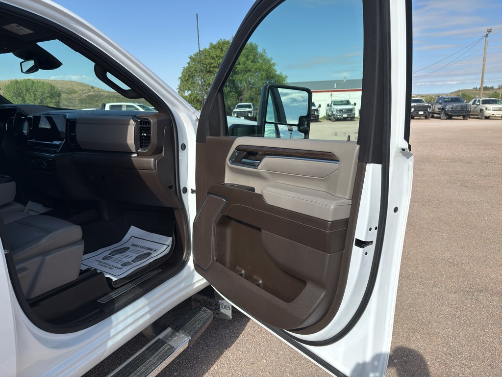 2024 Chevrolet Silverado 3500 HD LT DRW
