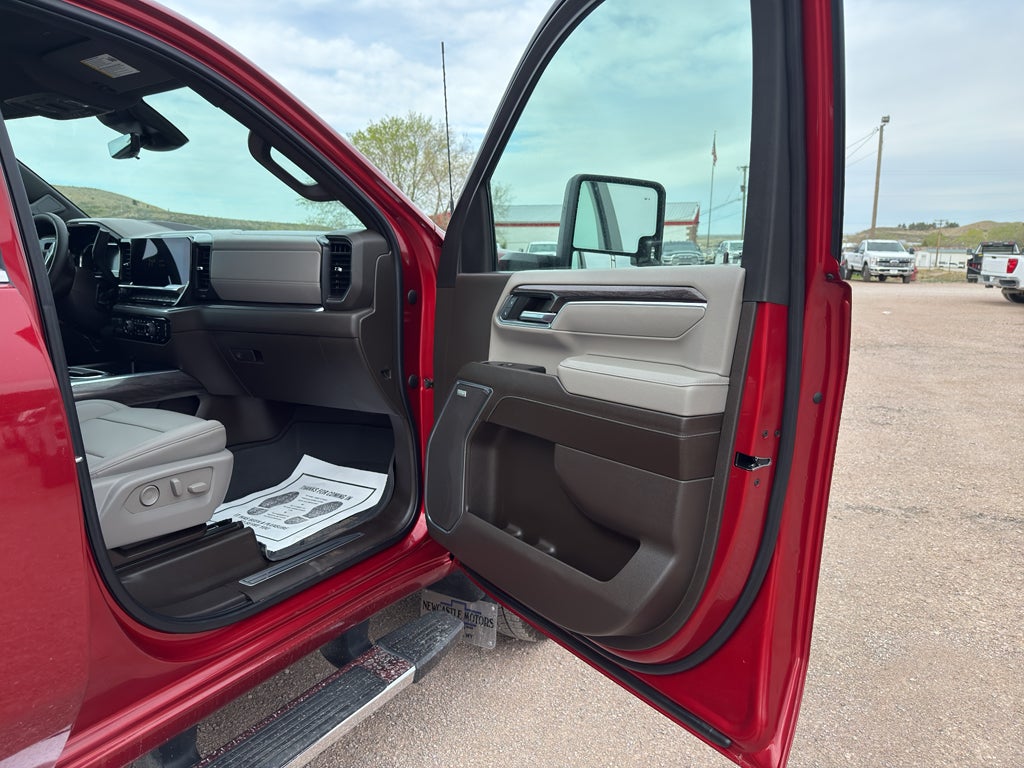2024 Chevrolet Silverado 3500 HD LTZ DRW