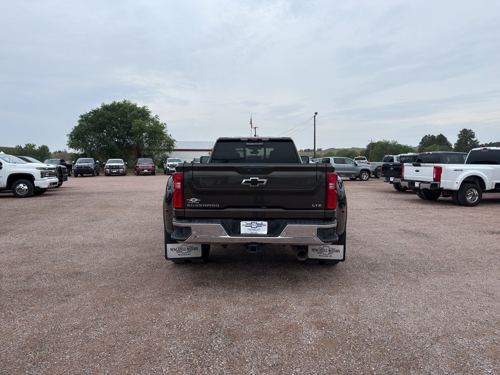 2022 Chevrolet Silverado 3500 HD LTZ DRW