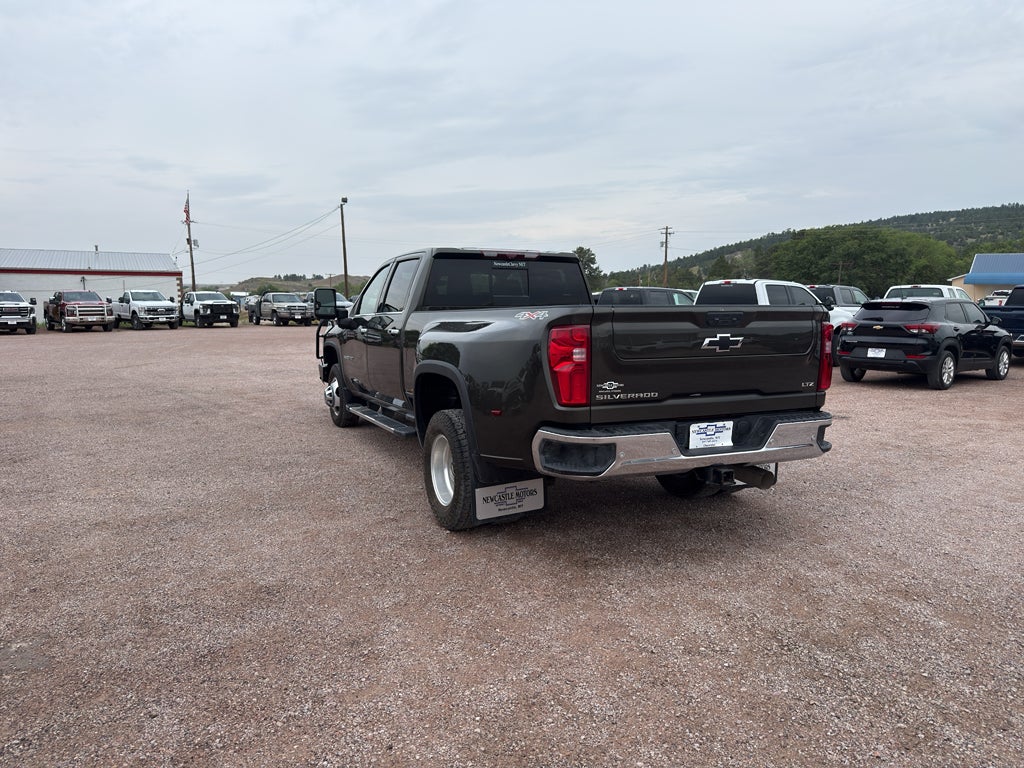2022 Chevrolet Silverado 3500 HD LTZ DRW