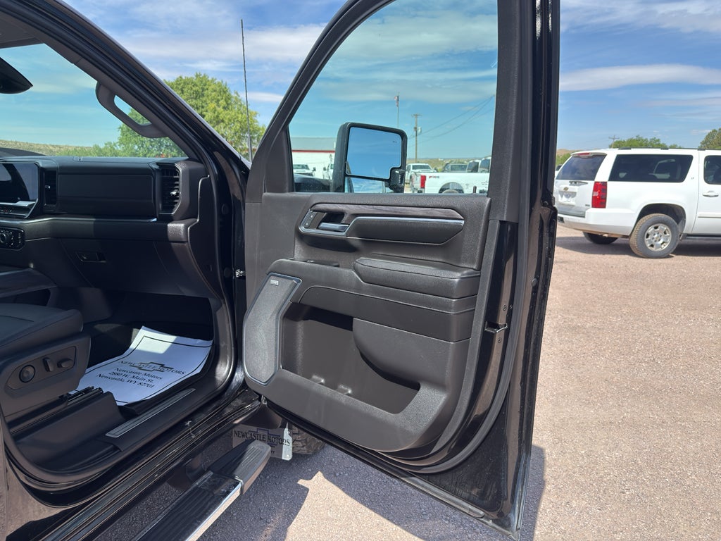 2024 Chevrolet Silverado 3500 HD LTZ DRW