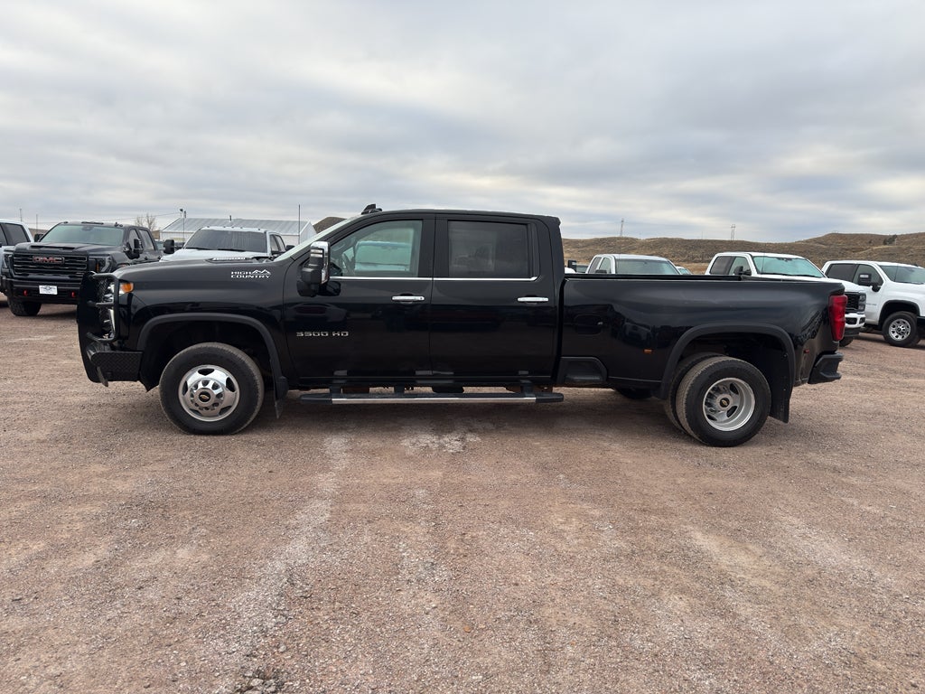 2022 Chevrolet Silverado 3500 HD High Country DRW
