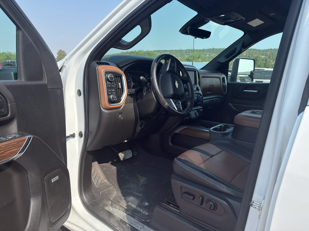 2022 Chevrolet Silverado 3500 HD High Country DRW