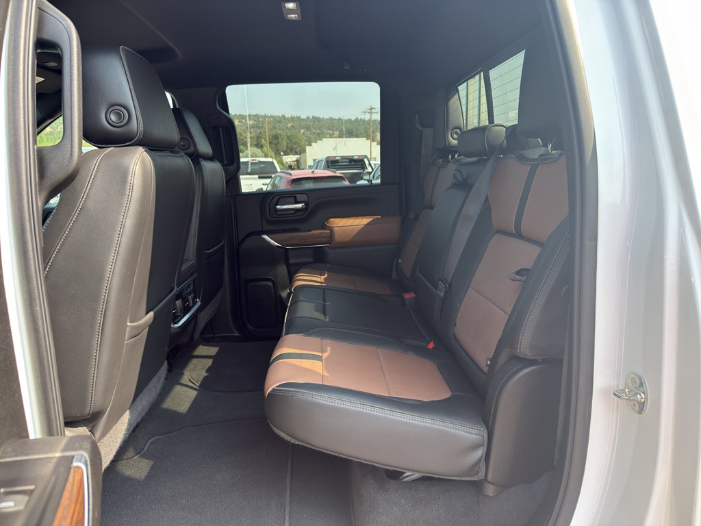 2022 Chevrolet Silverado 3500 HD High Country DRW