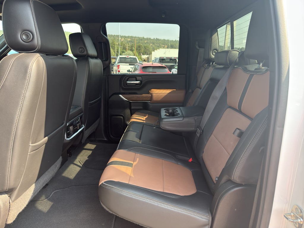 2022 Chevrolet Silverado 3500 HD High Country DRW