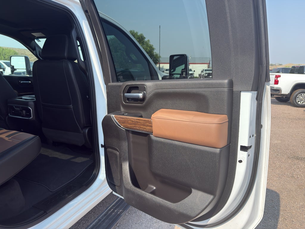 2022 Chevrolet Silverado 3500 HD High Country DRW