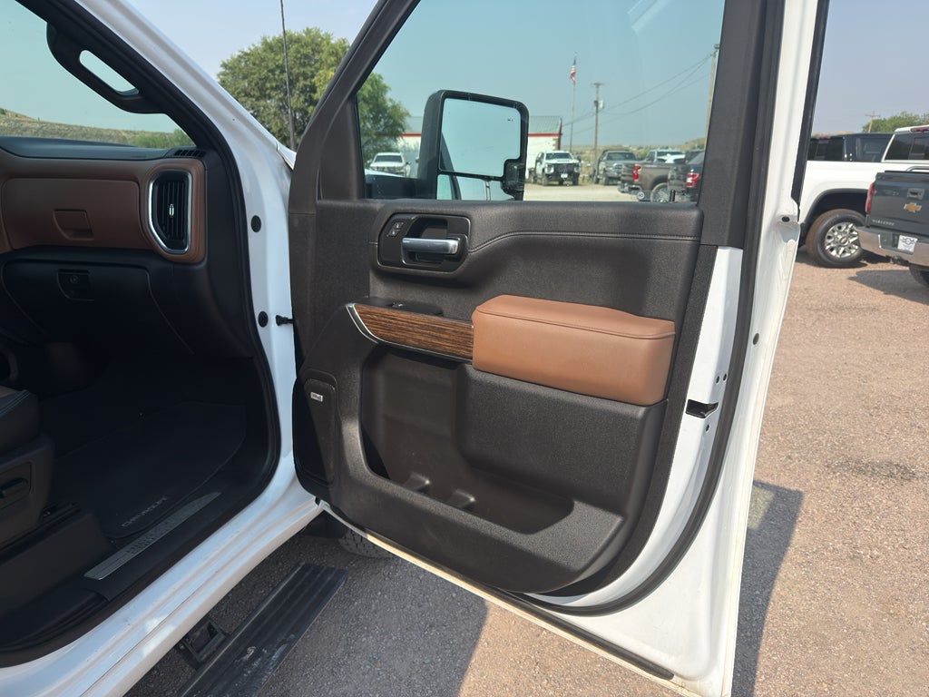 2022 Chevrolet Silverado 3500 HD High Country DRW