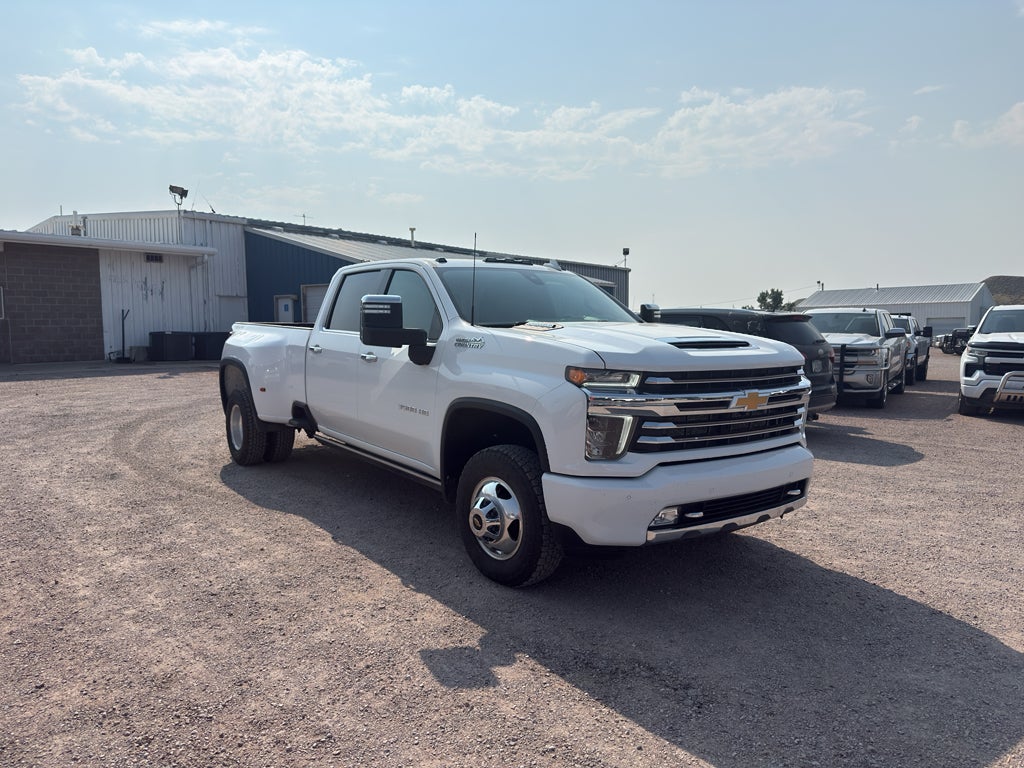 2022 Chevrolet Silverado 3500 HD High Country DRW
