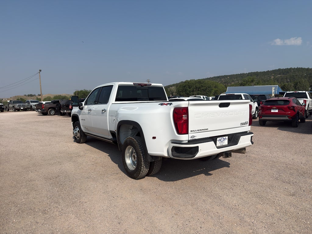 2022 Chevrolet Silverado 3500 HD High Country DRW