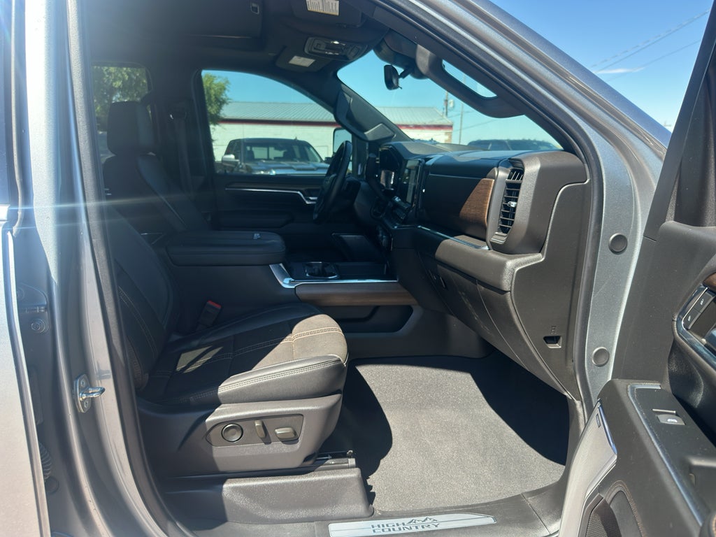 2024 Chevrolet Silverado 3500 HD High Country