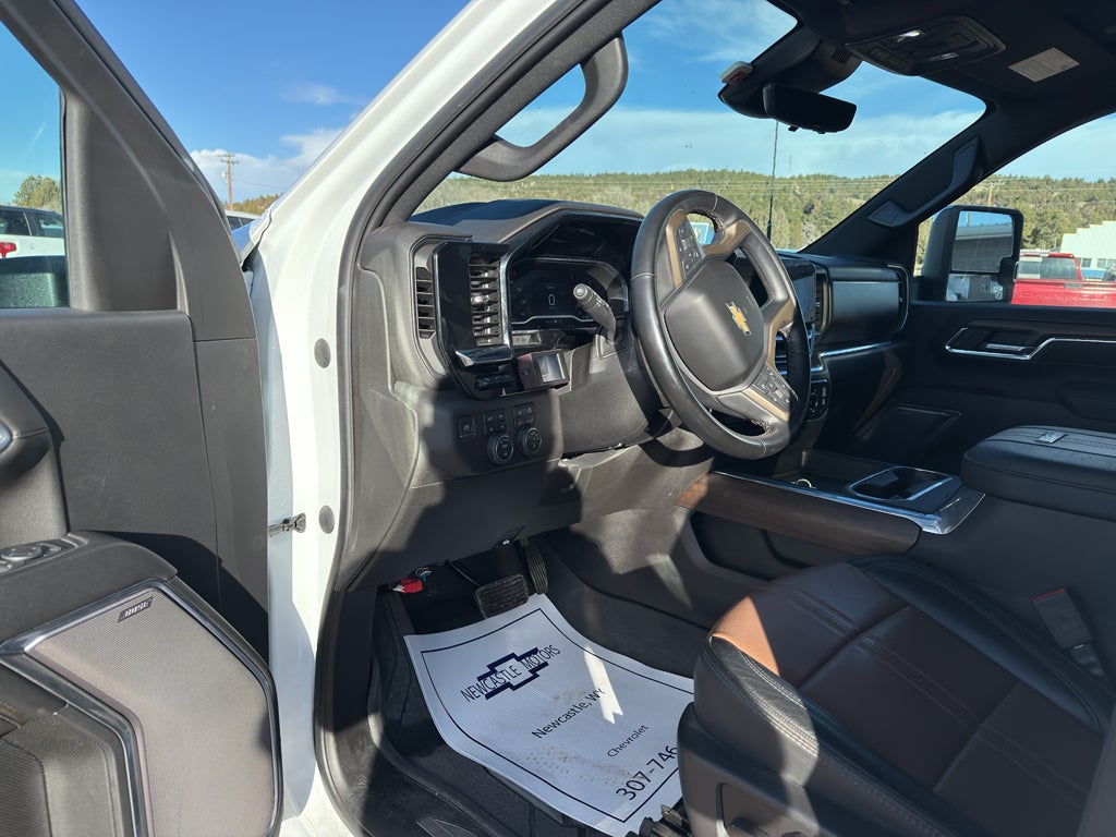 2024 Chevrolet Silverado 3500 HD High Country DRW