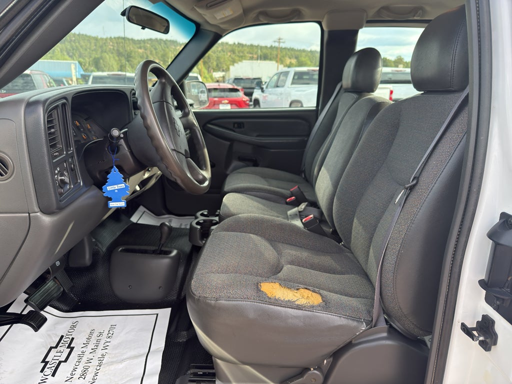 2004 Chevrolet Silverado 2500 HD Work Truck