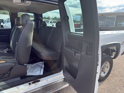 2004 Chevrolet Silverado 2500 HD Work Truck
