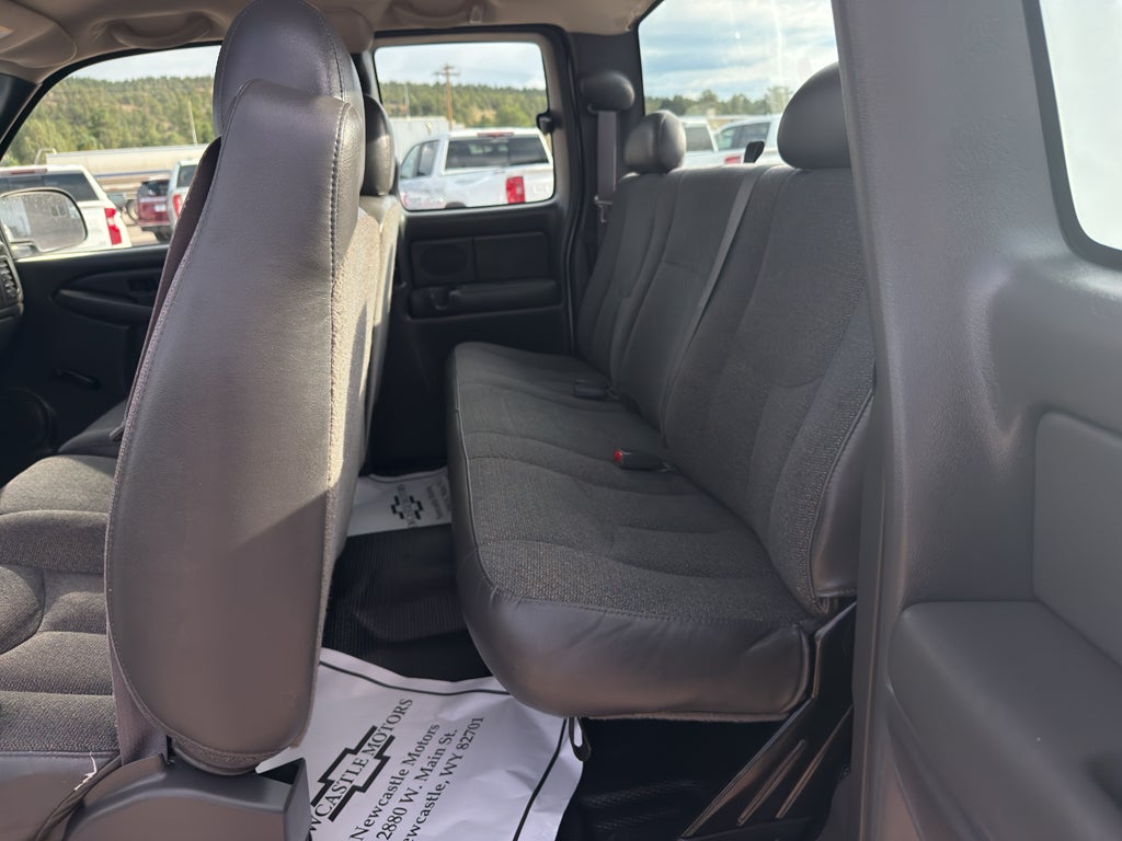 2004 Chevrolet Silverado 2500 HD Work Truck
