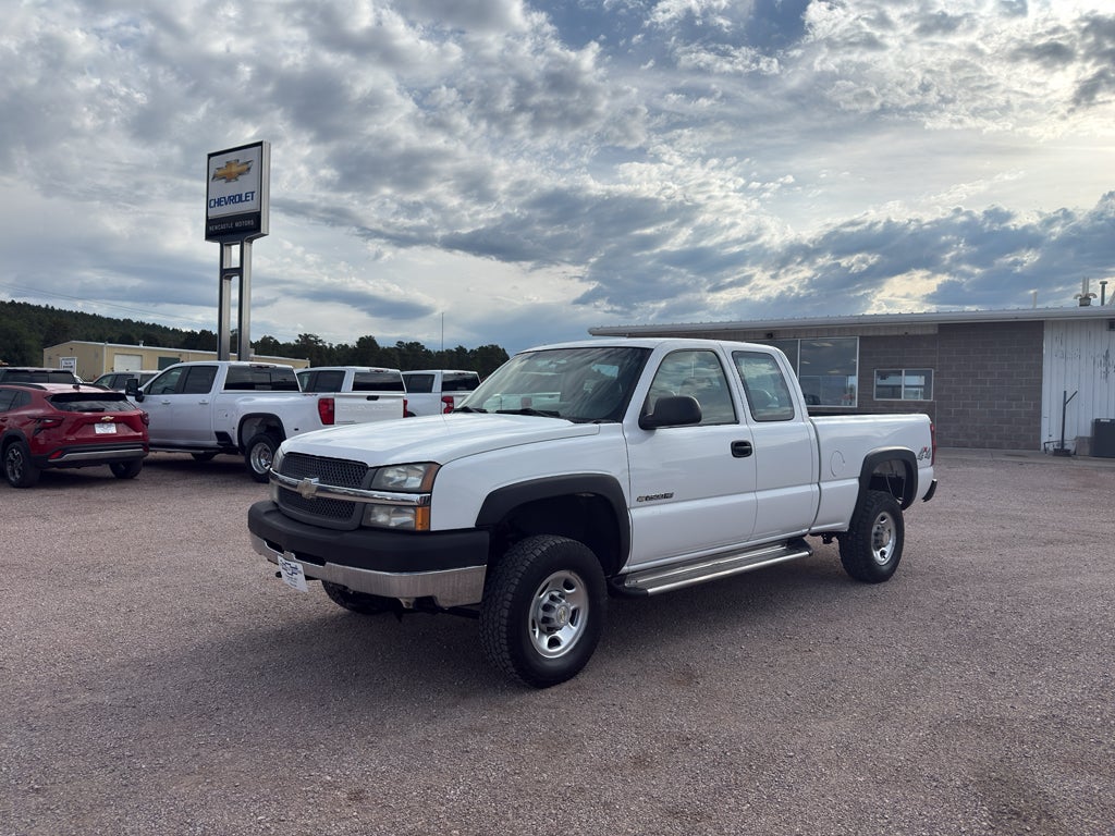 Used 2004 Chevrolet Silverado 2500HD Work with VIN 1GCHK29U94E160742 for sale in Newcastle, WY