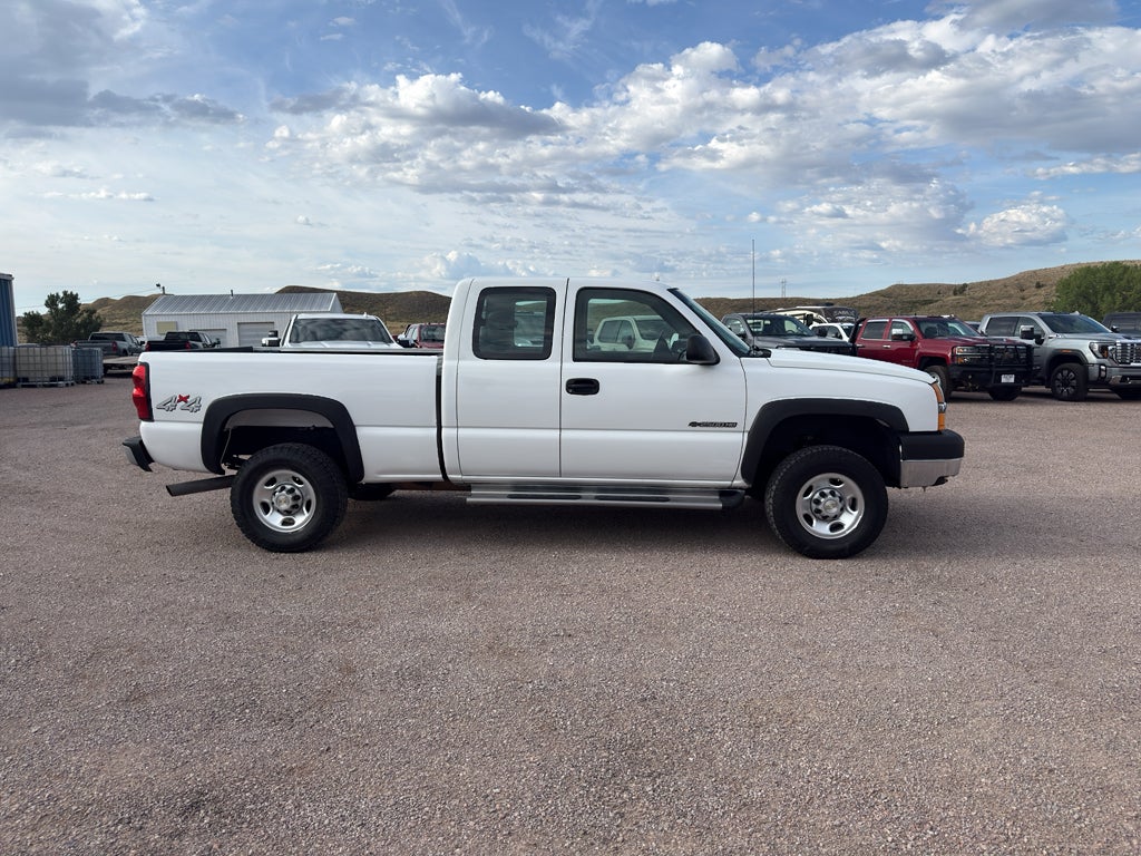 2004 Chevrolet Silverado 2500 HD Work Truck