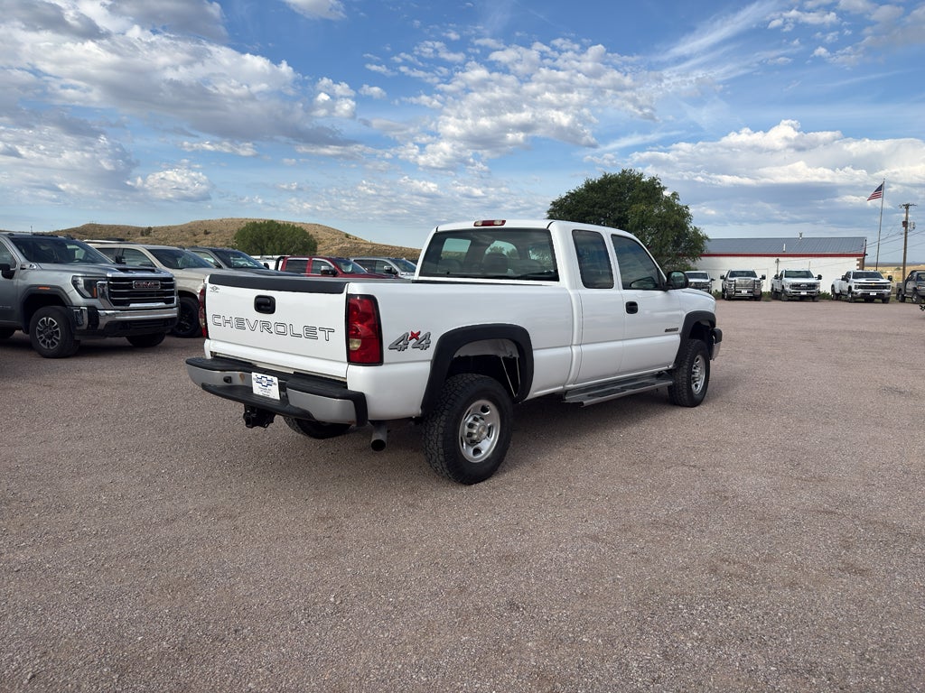 2004 Chevrolet Silverado 2500 HD Work Truck