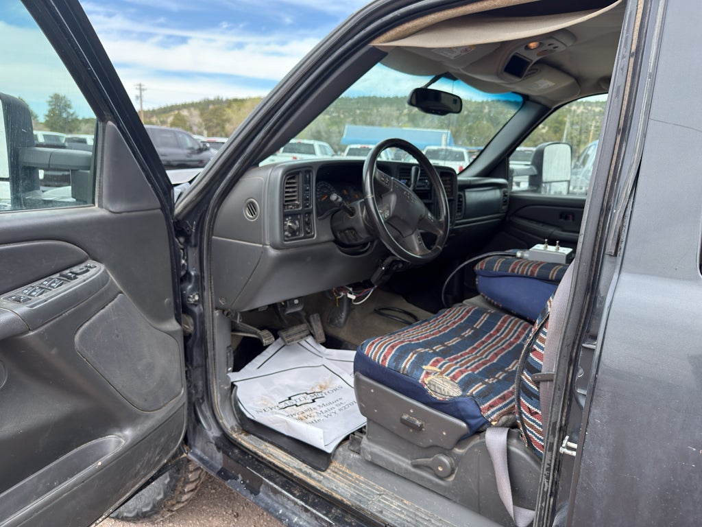 2005 Chevrolet Silverado 3500 HD SRW LS
