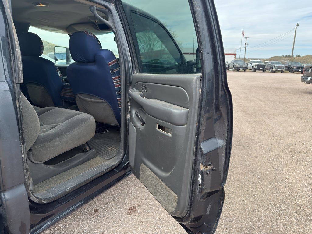 2005 Chevrolet Silverado 3500 HD SRW LS