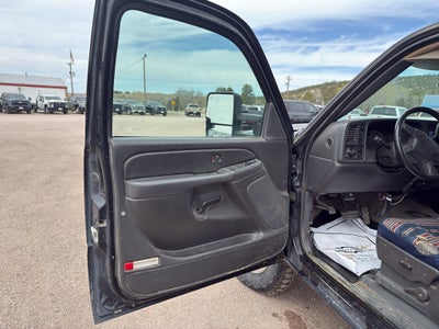 2005 Chevrolet Silverado 3500 HD SRW LS