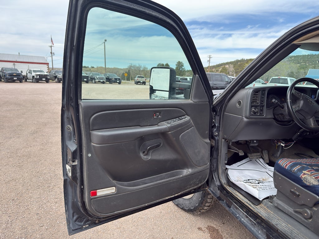 2005 Chevrolet Silverado 3500 HD SRW LS