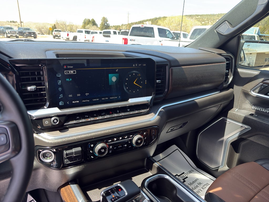 2023 Chevrolet Silverado 1500 High Country