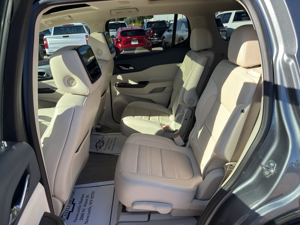 2020 GMC Acadia Denali
