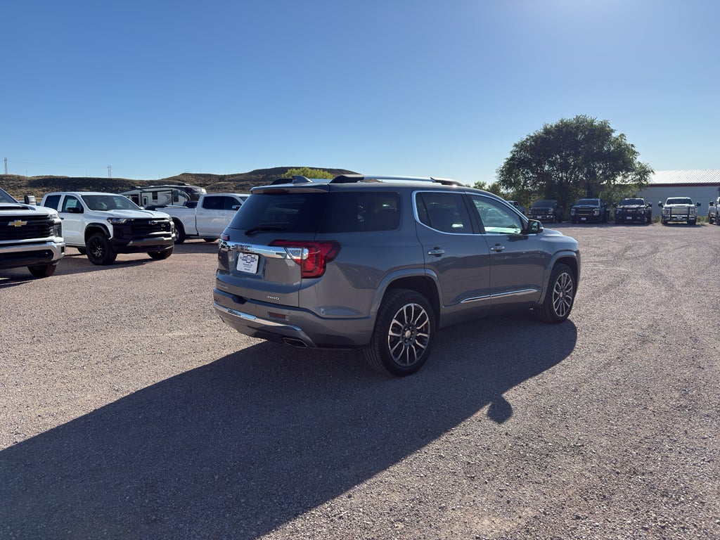 2020 GMC Acadia Denali