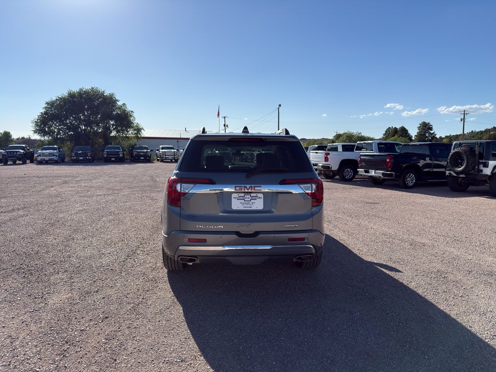 2020 GMC Acadia Denali